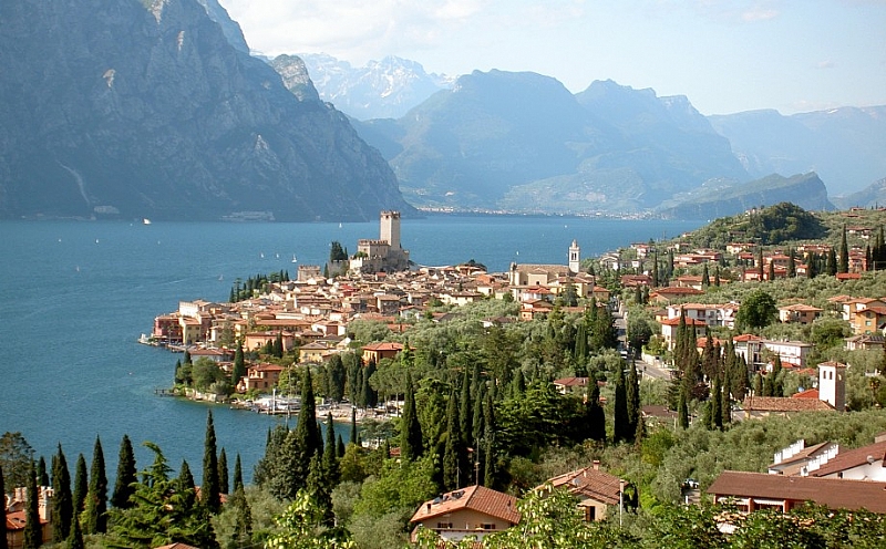 Det er bestemt at korpset skal dra på korpsfestival til Gardasjøen i Italia sommeren 2016